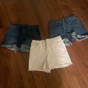 Madewell shorts - white size 25, blue jeans size 26 - 3 Pairs.